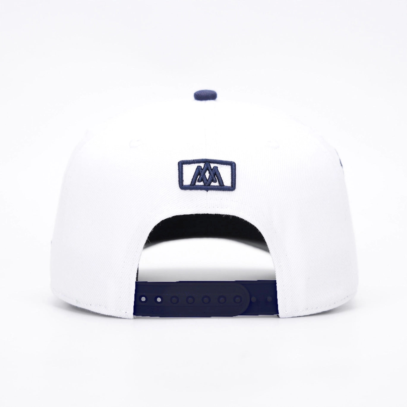 ‘7’ Premium Wool Blend Snapback - White/Navy